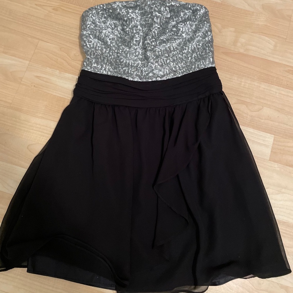 Express Semi-Formal/Cocktail dress Size 6